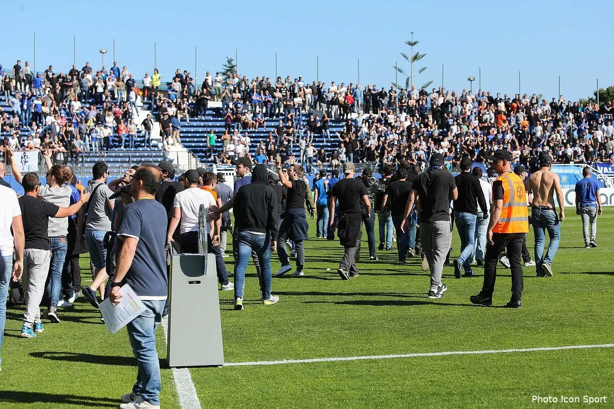 scb ol prison ferme pour deux supporters de bastia iconsport dum 160417 02 09180254