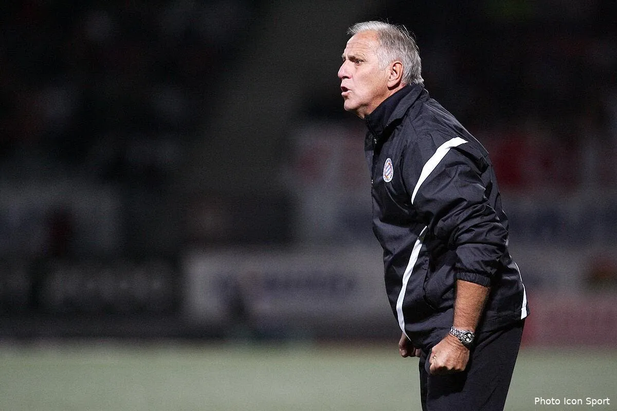 schalke 04 ne digere pas le comportement de girard iconsport mrv 290912 603 2540574