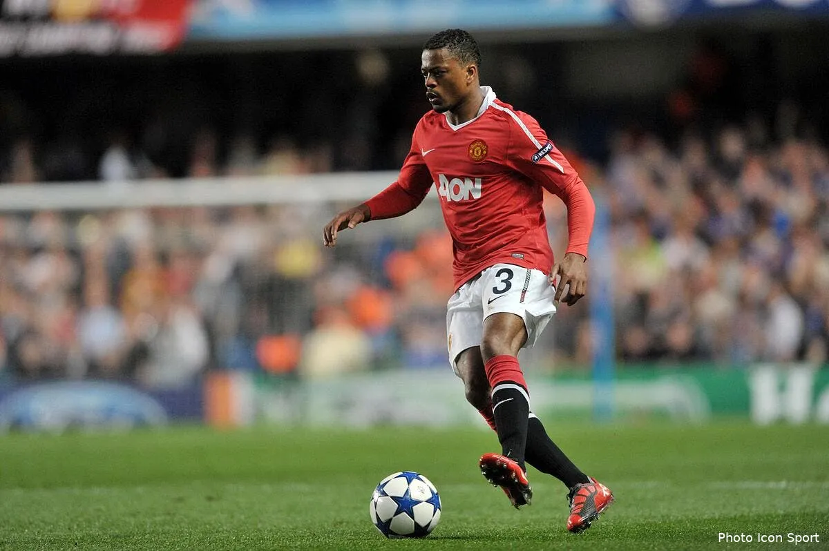 schalke 04 ou monaco meme combat selon evra iconsport win 060411 101 8618598