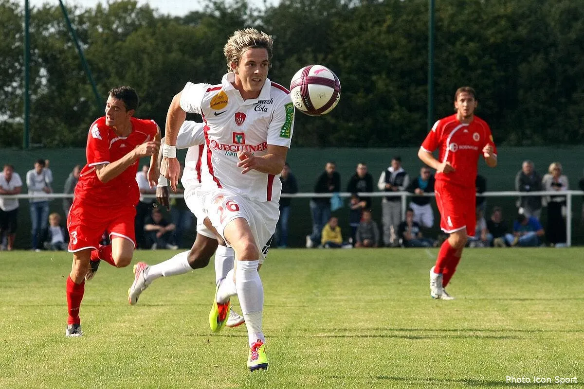 schalke 04 pret a abandonner la piste nolan roux iconsport tra 230711 05 26 122370