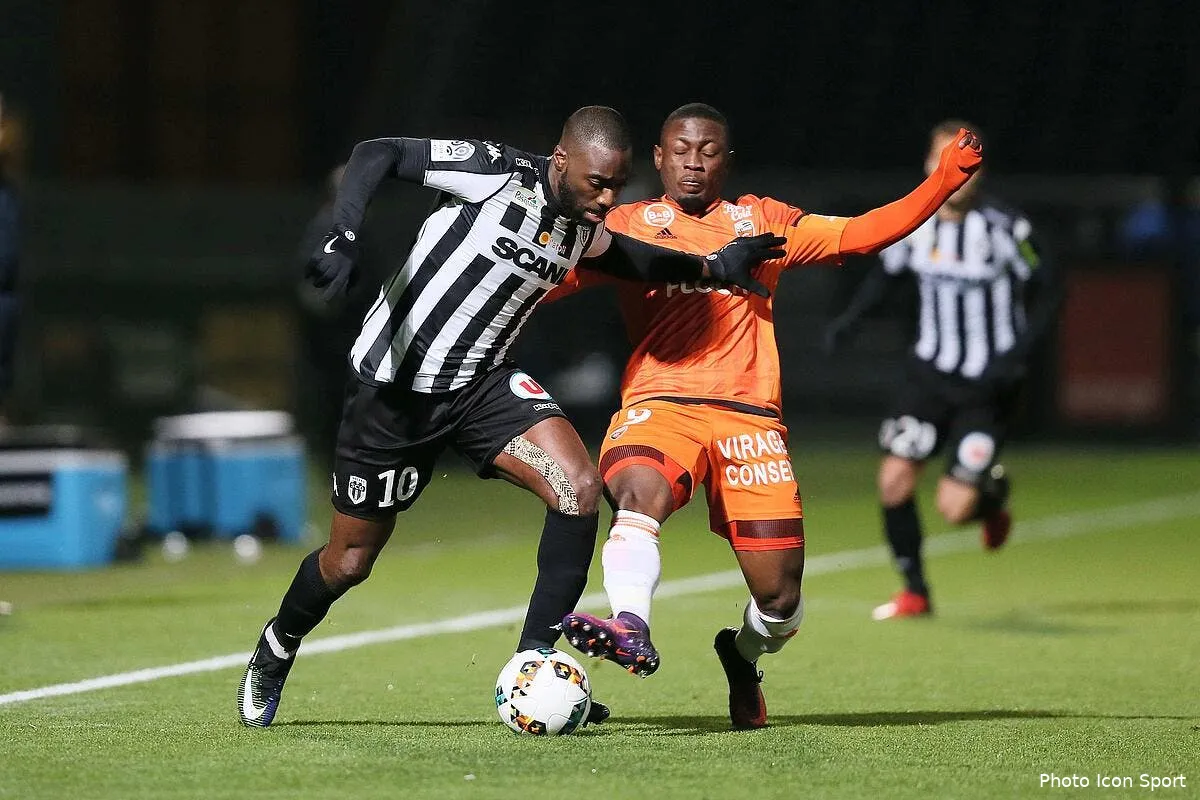 sco angers avoue que lorient n a pas vole son point iconsport vmi 031216 01 13163036
