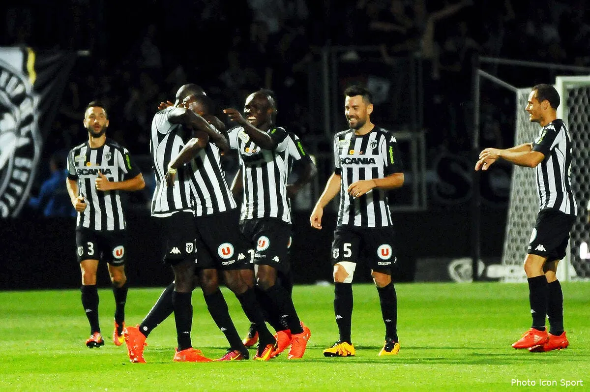 sco le malade angers va tres bien merci iconsport leb 100916 05 22154606