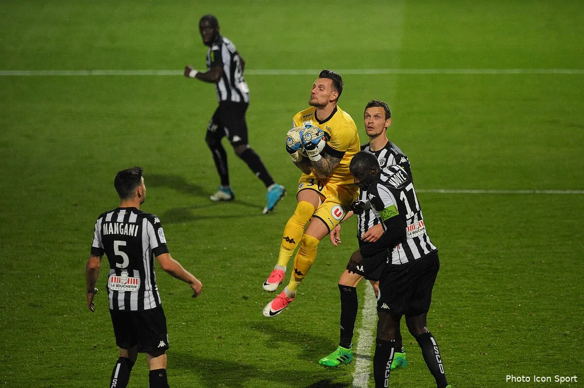 sco moulin fier de la promenade des angevins a nice iconsport fer 280417 11 75180016