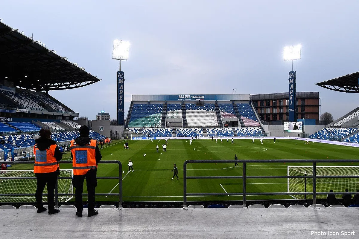 serie a en pleine epidemie l italie lance une date pour la reprise icon sipausa 29414241281131