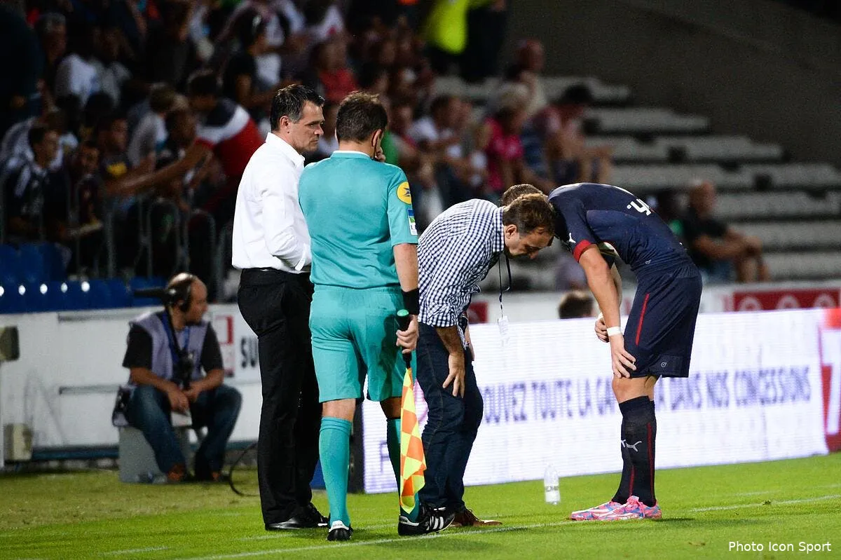 sertic trop stresse pour jouer iconsport ber 190914 08 3493225