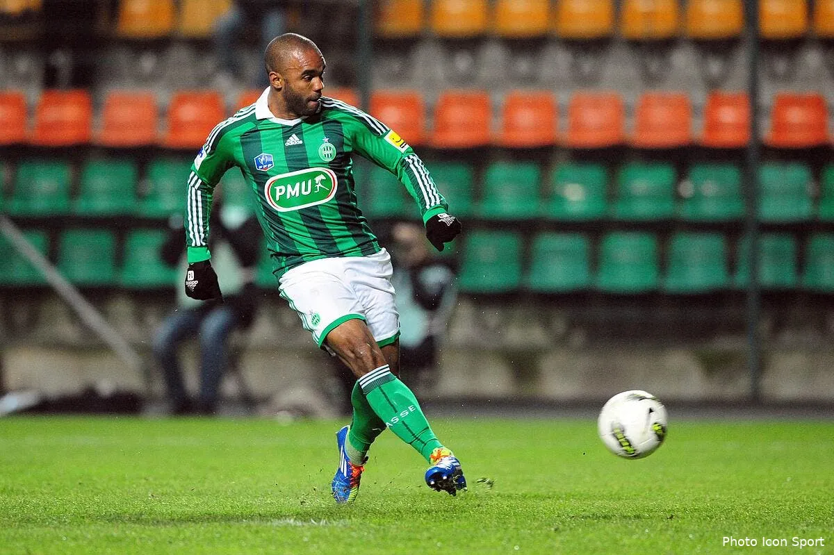 sinama pongolle veut rester a l asse et il le dit iconsport jpt 070112 741 2832165