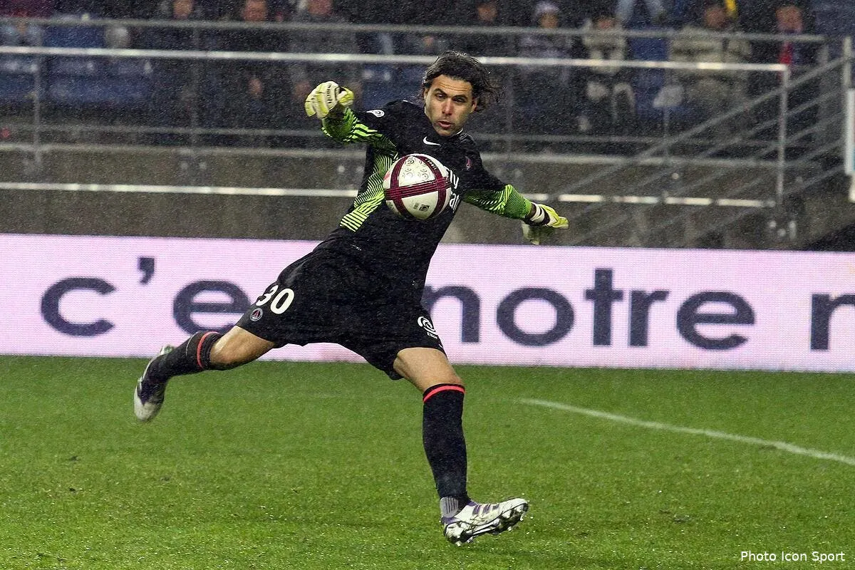 sirigu agresse a coup de casque a neuilly iconsport con 101211 73 0830345