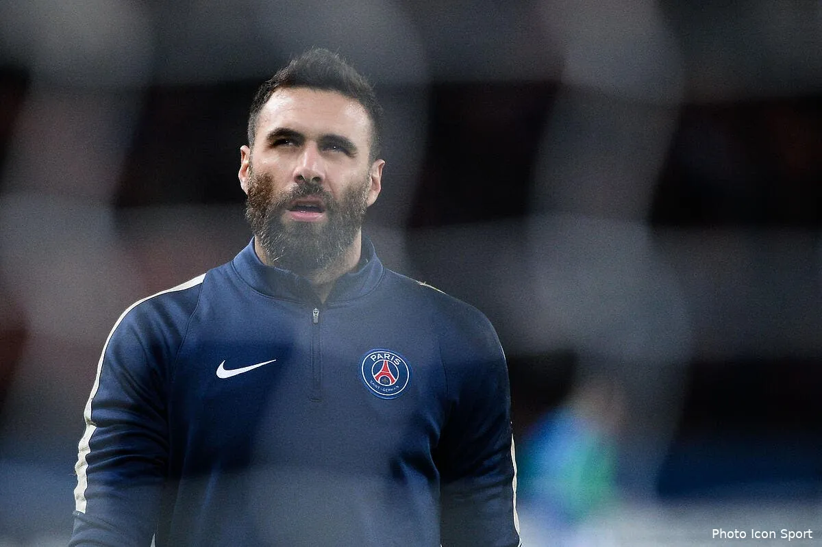 sirigu ne trouve pas son bonheur et devrait rester au psg iconsport nlg 161215 17 81131901