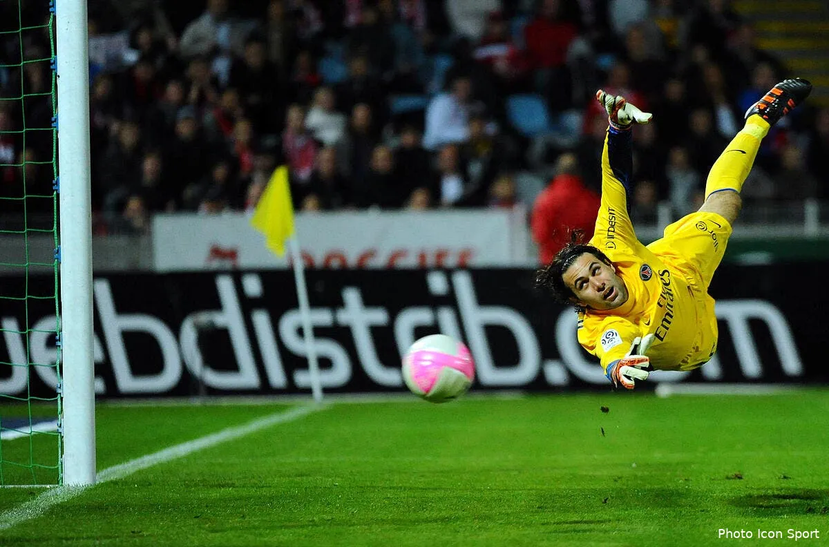sirigu pret a refuser du lourd au mercato pour rester au psg iconsport win 290412 08 10434927