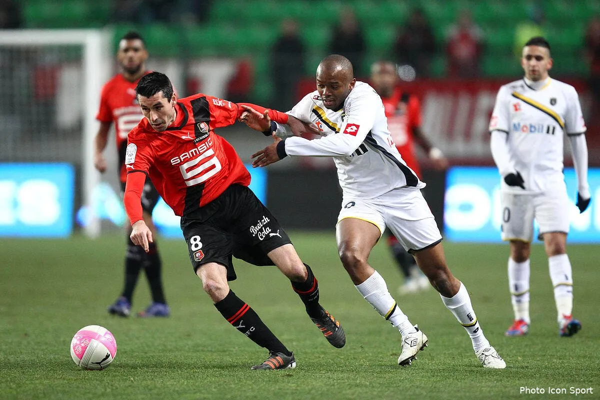 sochaux en veut a l arbitre de lui avoir pris un point iconsport vmi 110212 06 0331023