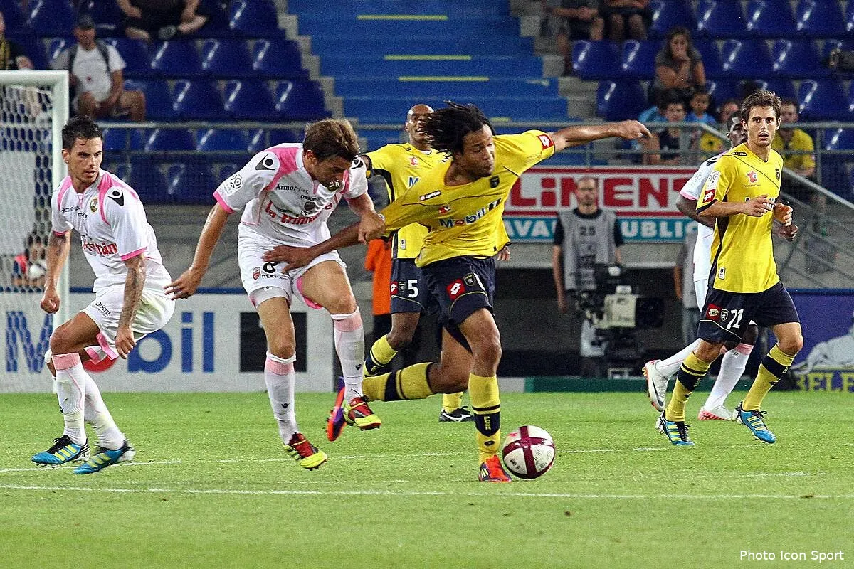 sochaux recale anin et maiga pour eviter l implosion iconsport cns 100911 09 2424795