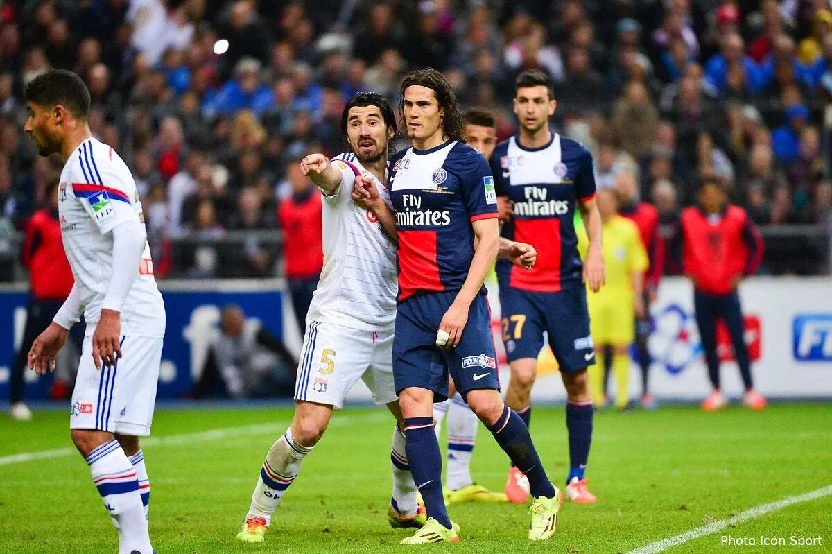 spectateurs de psg ol lyon veut vous faire pleurer iconsport win 190414 08 4192573