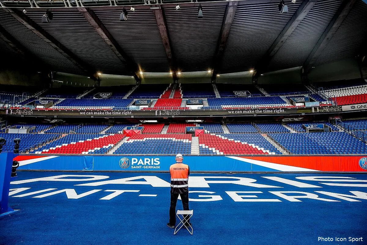 sport les ultras du psg font pleurnicher les ligues francaises icon belgaimage 166158807289561
