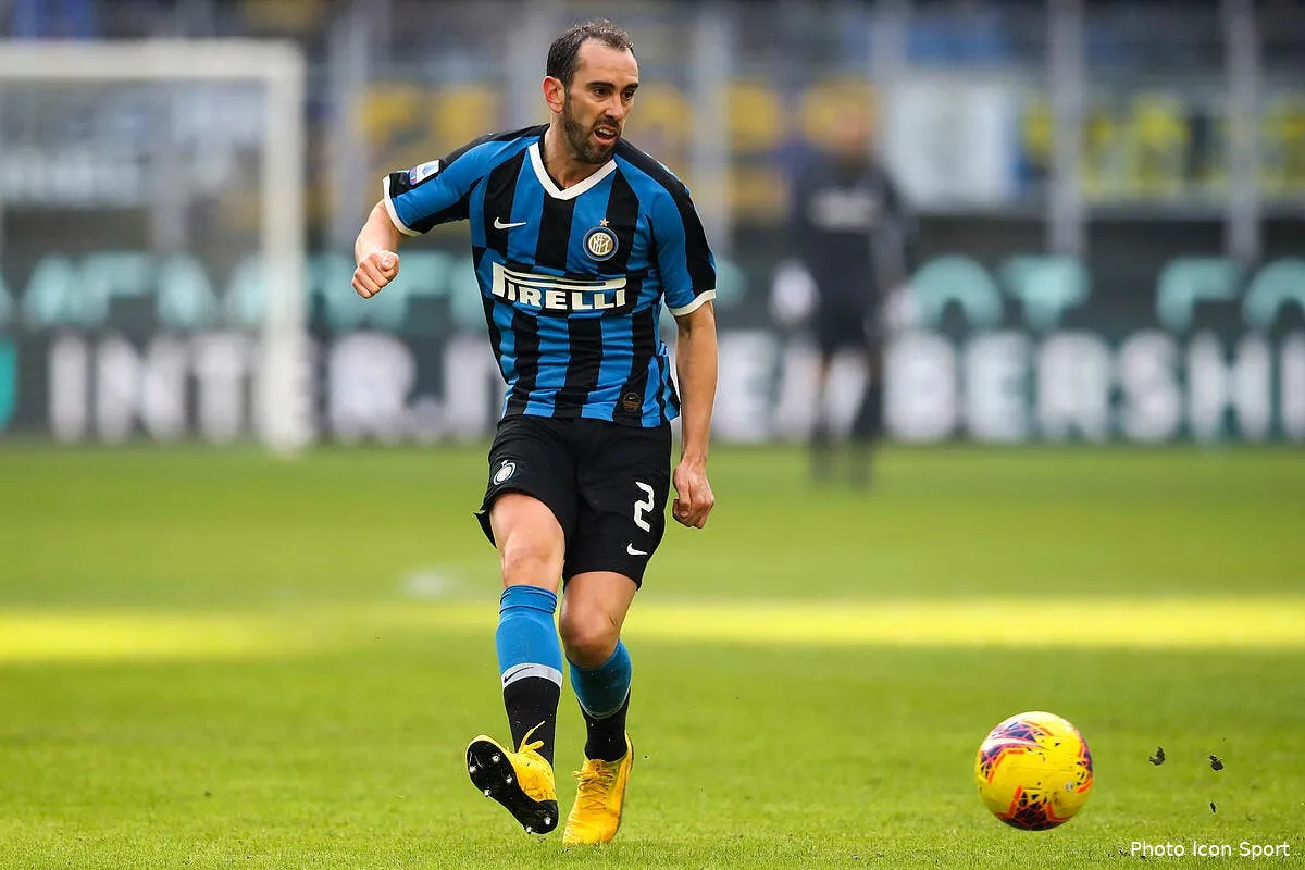 srfc godin cible cavani lui vient en aide icon spi 230 jm inter cagliari293433