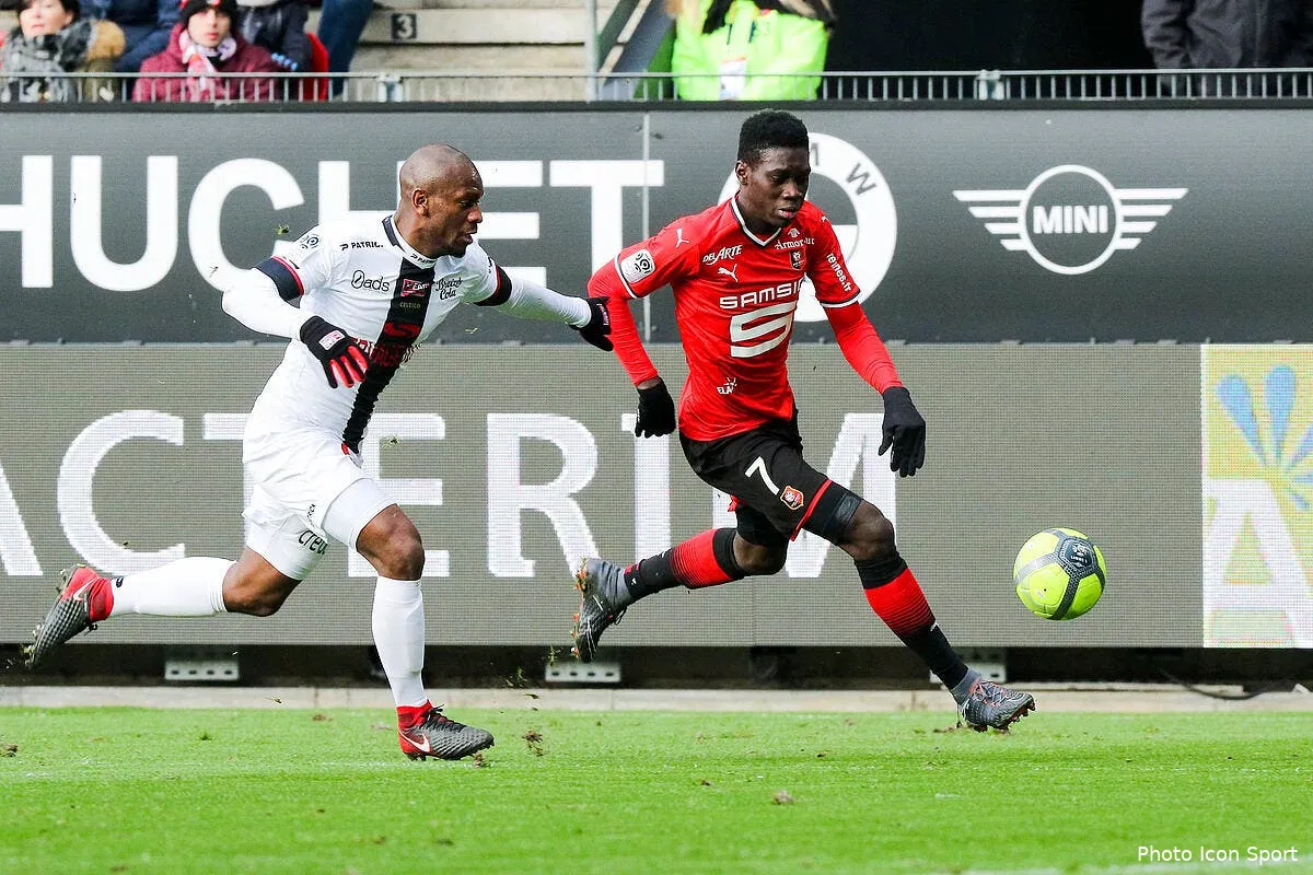 srfc l agent de sarr fait monter la sauce pour un depart icon lem 040218 45 51225655