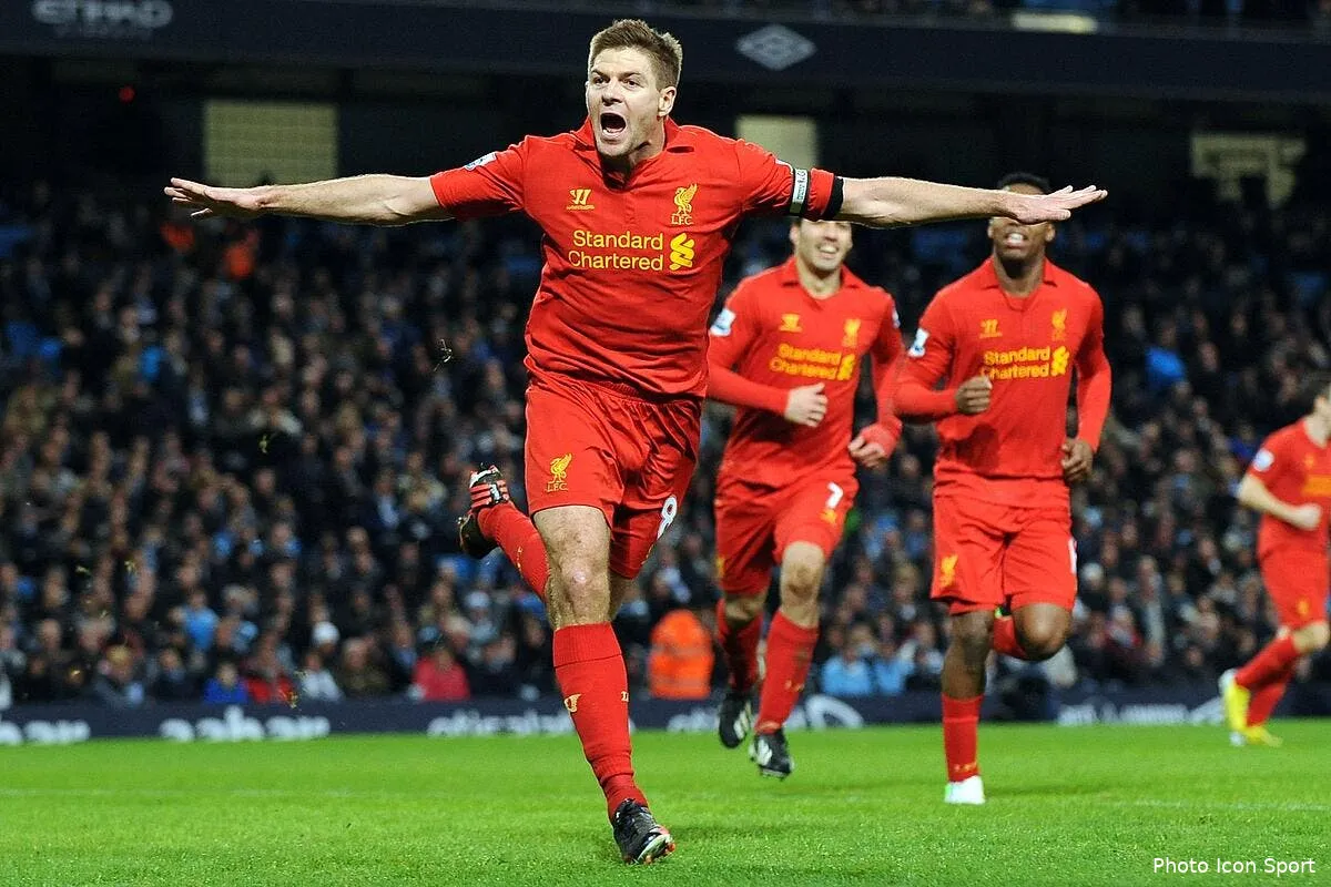 steven gerrard signe a vie avec liverpool iconsport pho 030213 08 0861547