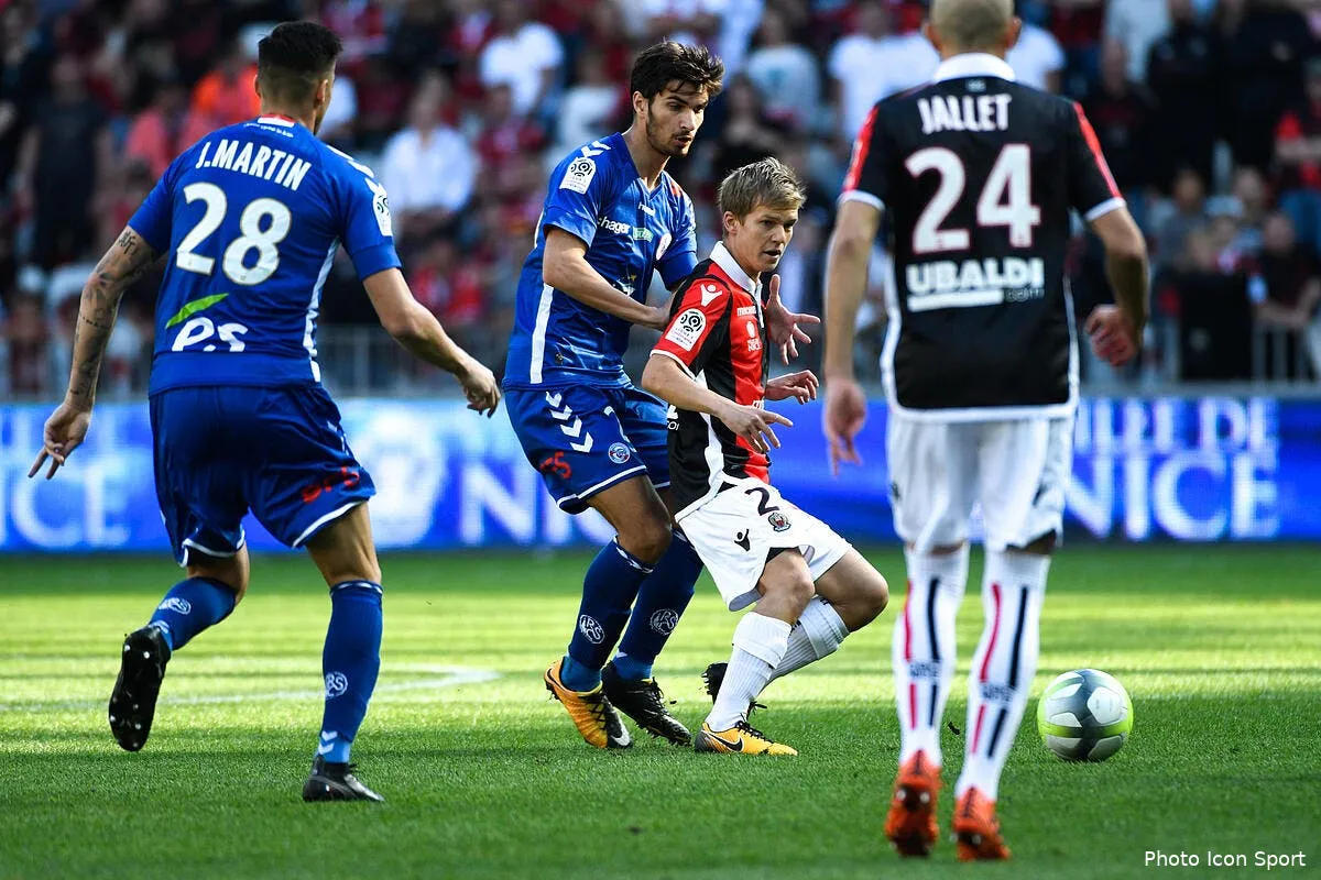 strasbourg plonge nice en pleine crise icon zua 221017 01 11197317