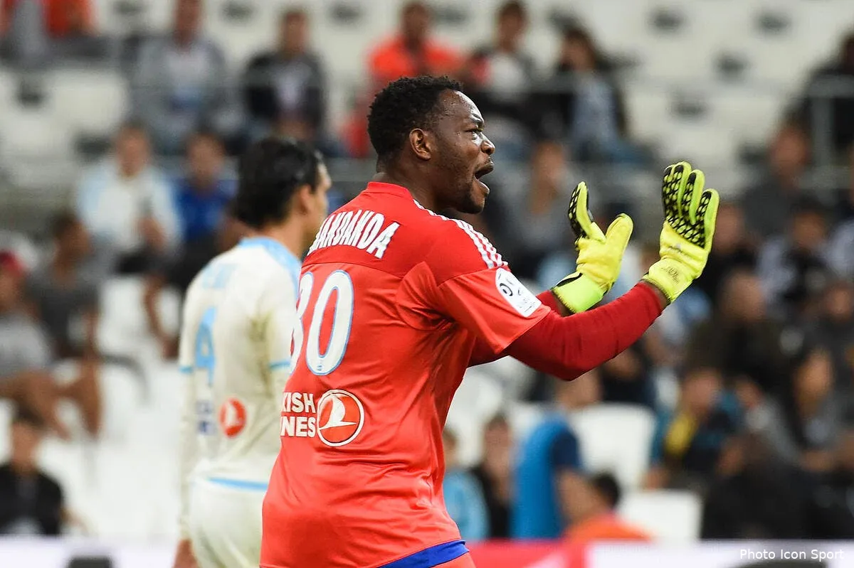 sur coup la mandanda ne sera pas suivi a l om iconsport dim 130915 89 33120809