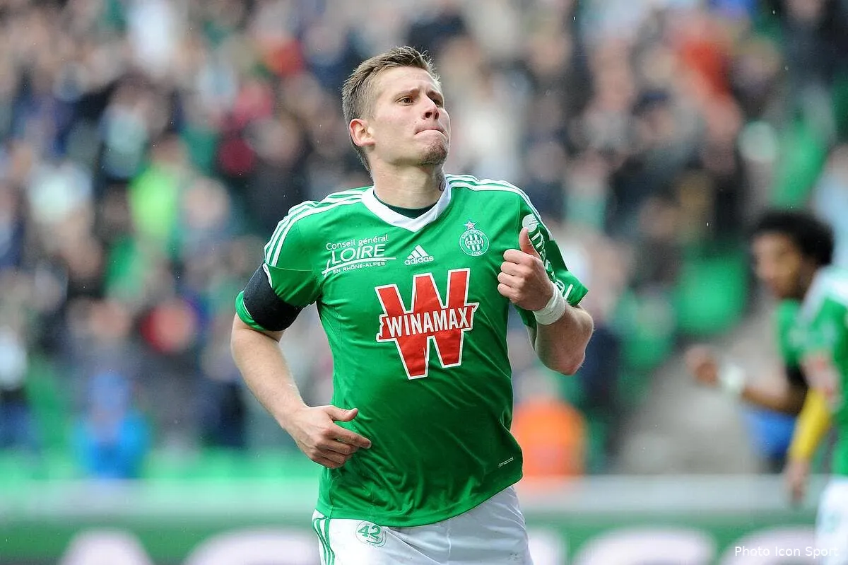 tabanou vise beaucoup plus haut que l asse tabanou 297431