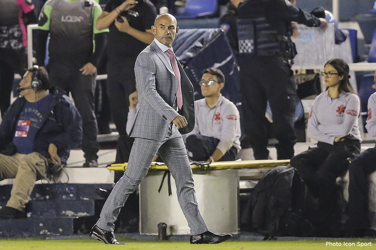 tacle par remy le coach de las palmas en a dans le pantalon jemez 1207079