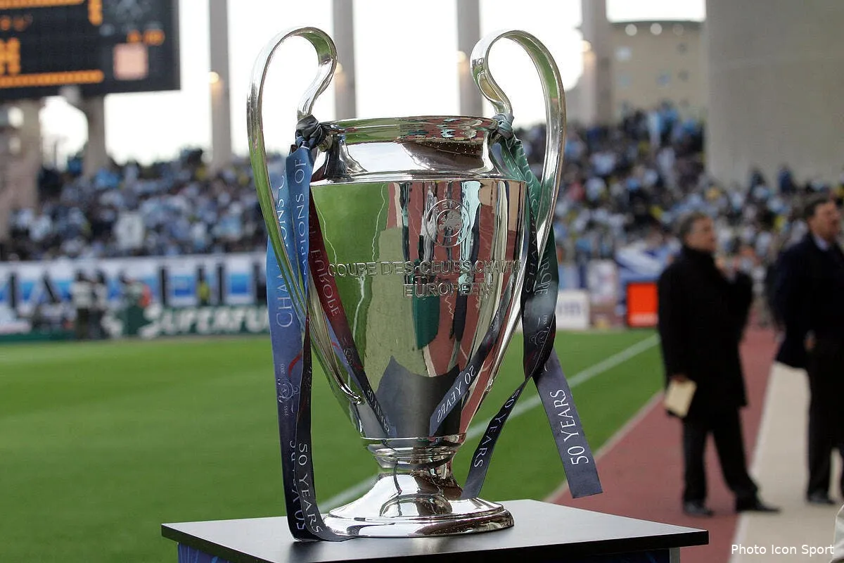 tf1 remporte la finale de la ligue des champions iconsport rep080406 01 1947697