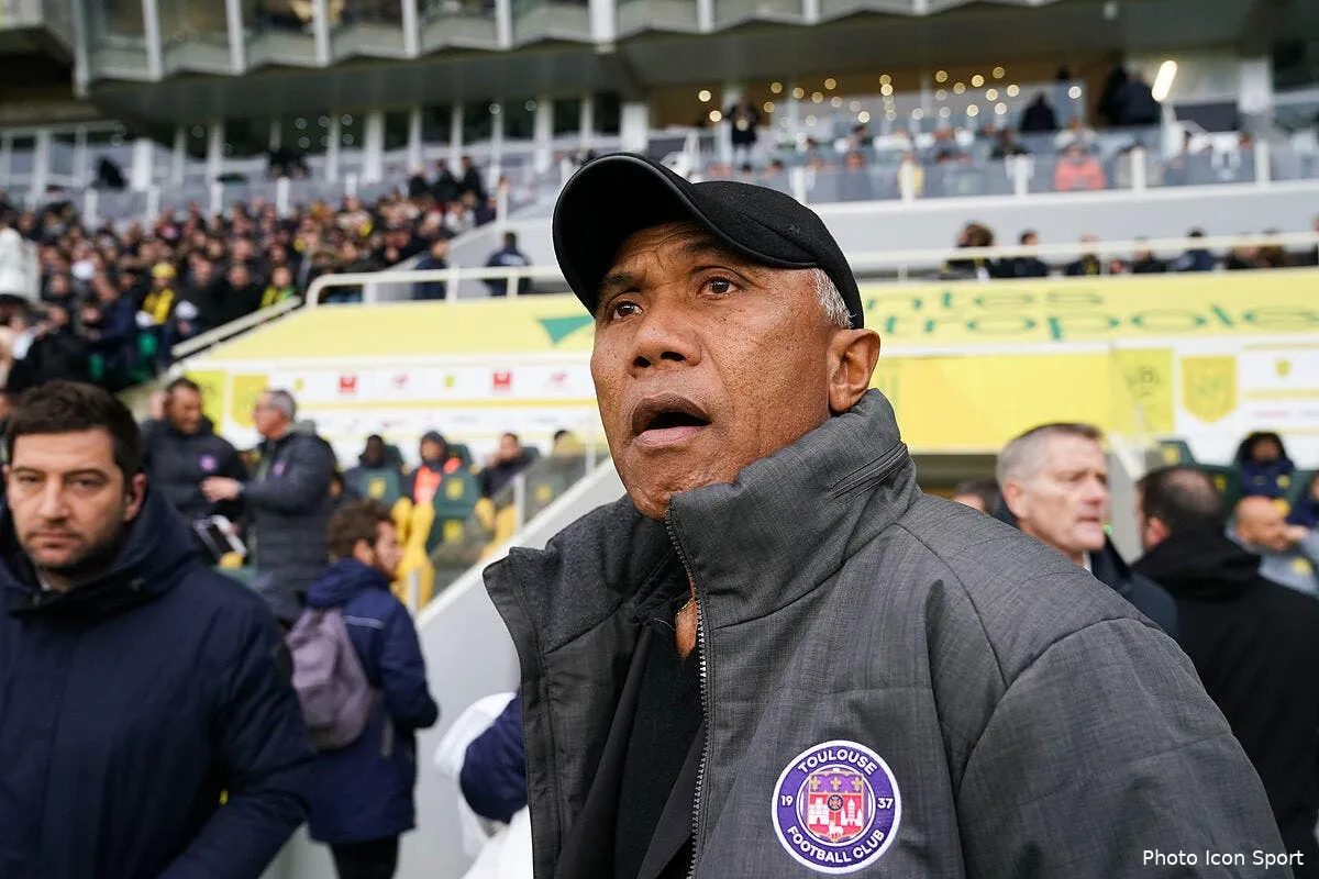 tfc antoine kombouare vire sous 24h par toulouse icon lem 011219 08 69274509