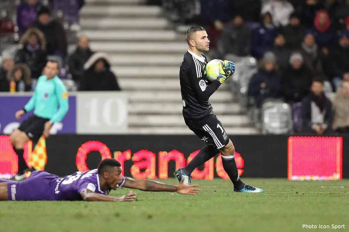 tfc dupraz dit ses quatre verites au penible lopes lopes 15204147