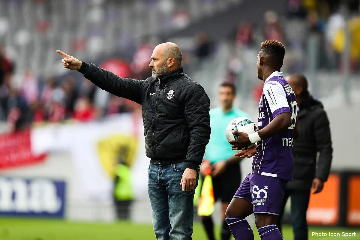 tfc dupraz fait une ibra et lache un pays de merde iconsport blo 050317 93 20173308