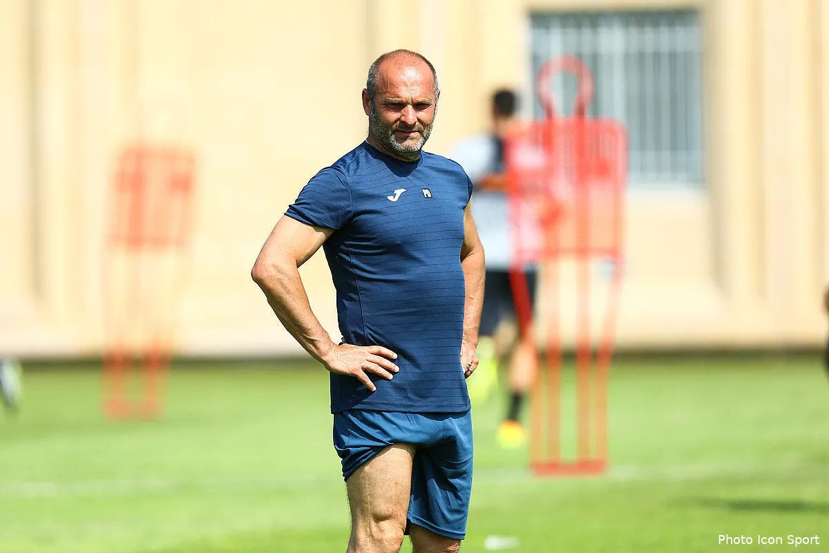 tfc dupraz met de l ambiance sur le mercato avec twitter iconsport blo 300616 08 67147716