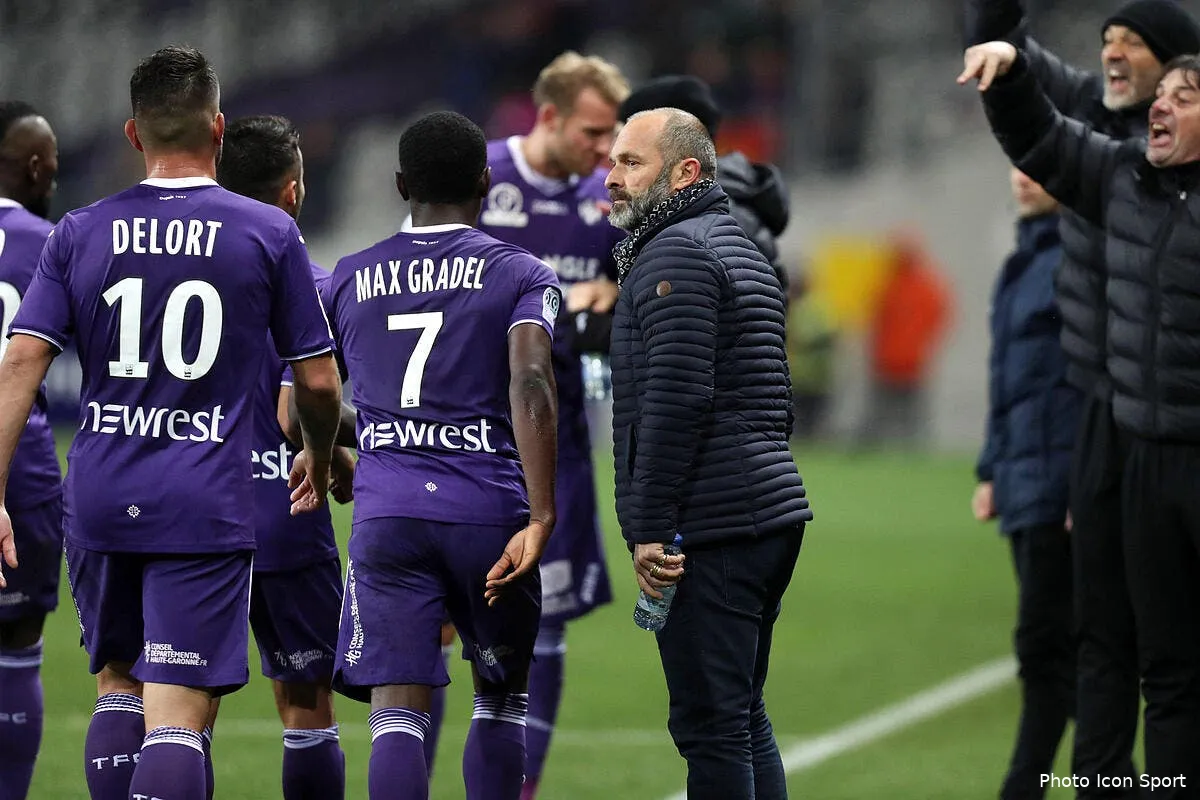 tfc en clash avec les supporters dupraz fait tout pour se faire virer icon blo 091217 05 30203045