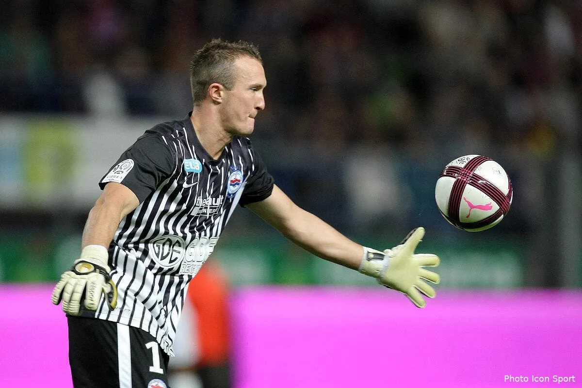 thebaux a prolonge a caen iconsport vmi 060811 06 2324051