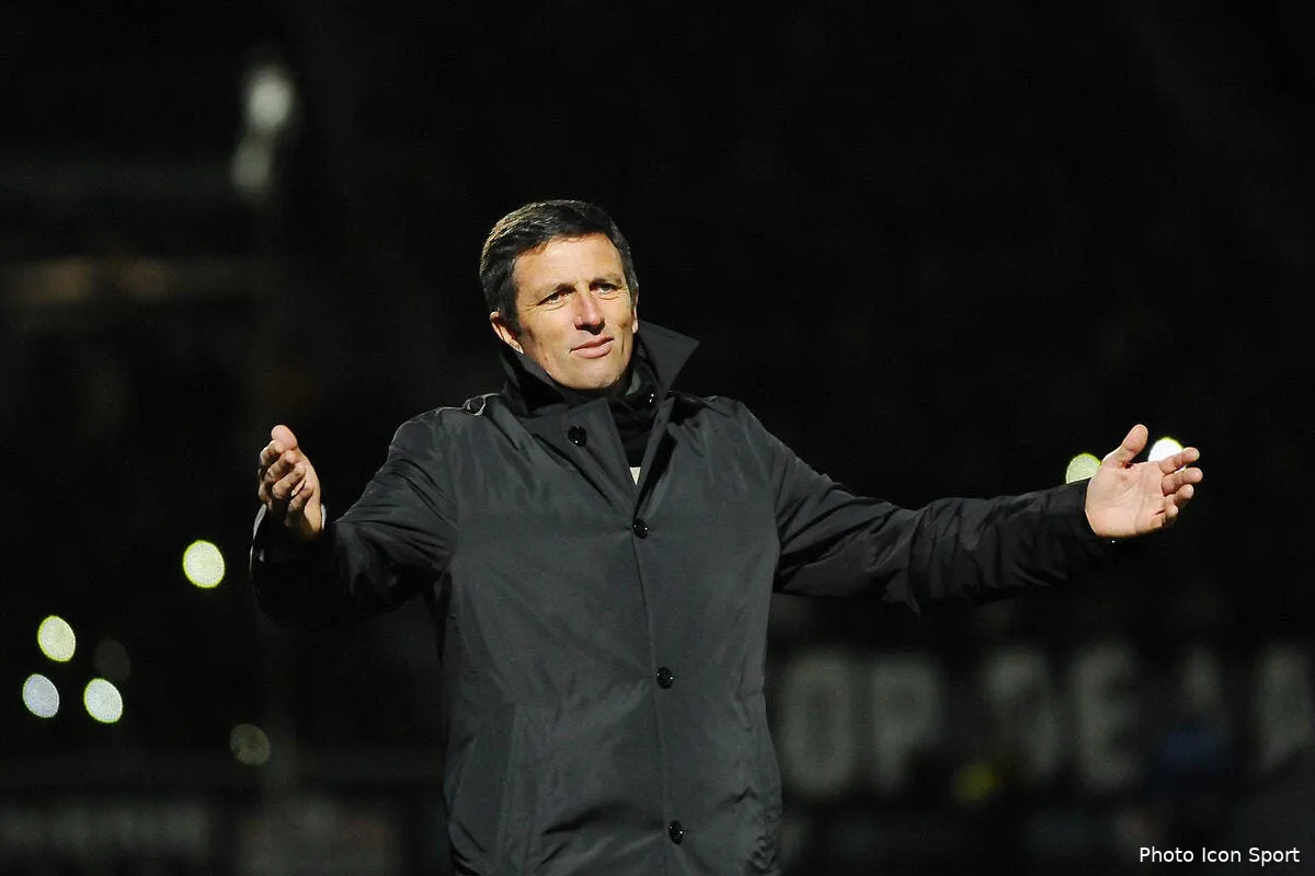 thierry laurey nomme entraineur du rc strasbourg alsace iconsport leb 090416 84 14144574