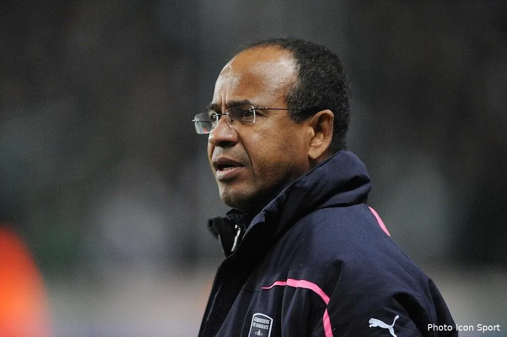 tigana voit un grand ol dans le futur 66722 15105