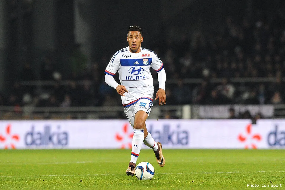 tolisso accuse d avoir la grosse tete la reponse claque iconsport jpt 271115 08 39 1126817
