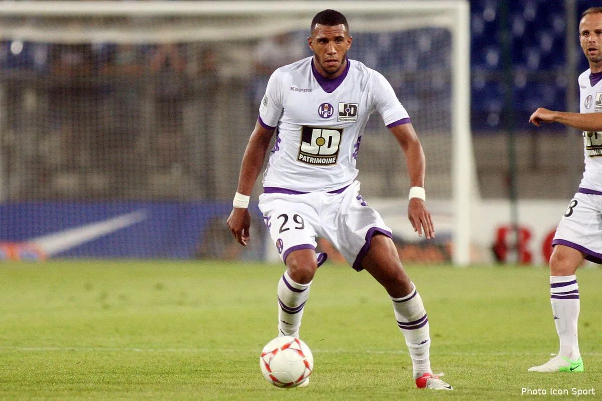 tottenham a deux joueurs de ligue 1 dans le viseur iconsport guy 100812 08 2338465