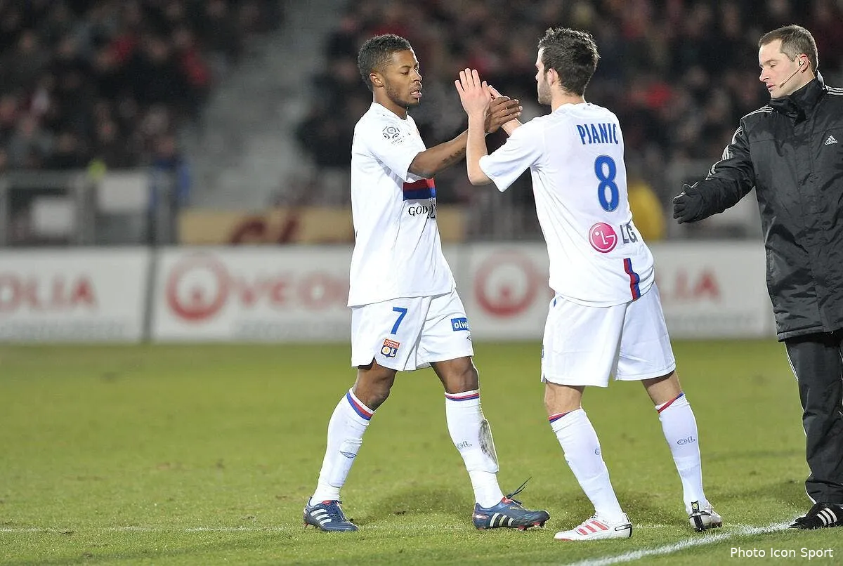 tottenham pret a faire une razzia sur l ol iconsport win 060310 05 8621883