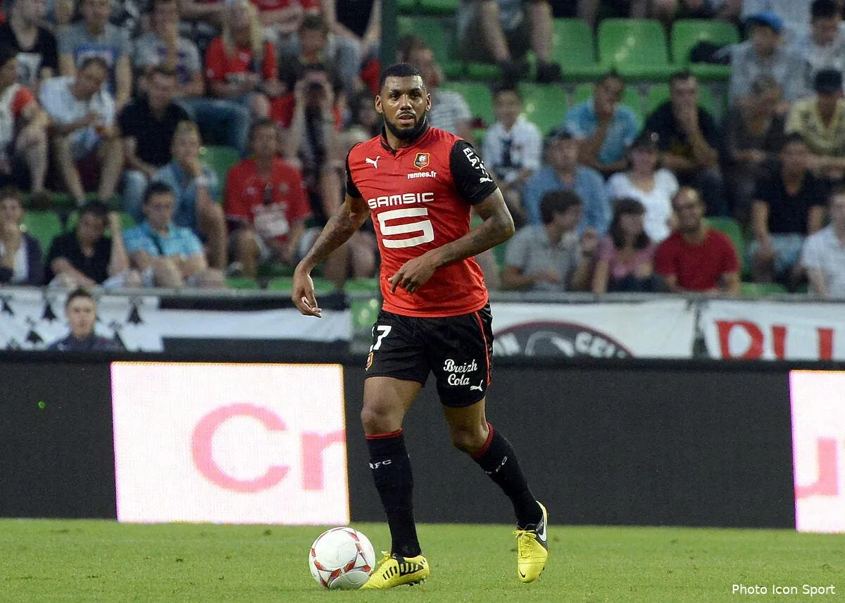tottenham renonce a m vila au mercato iconsport por 110812 41 22438665