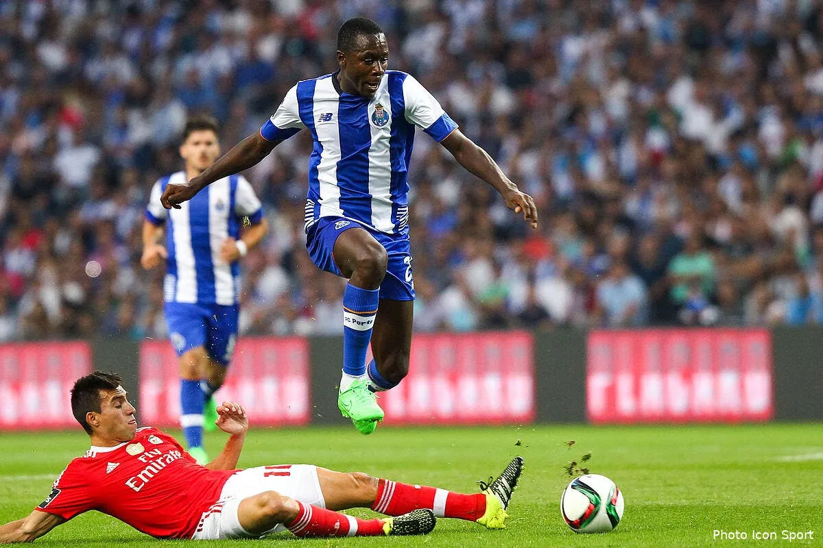 toujours placarde imbula tient une porte de sortie inesperee imbula 10130773