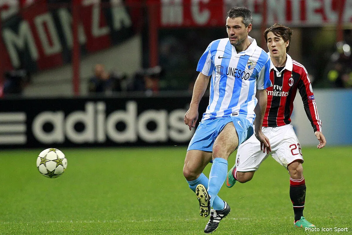 toulalan suscite bien des convoitises en espagne iconsport mar 061112 08 0447239