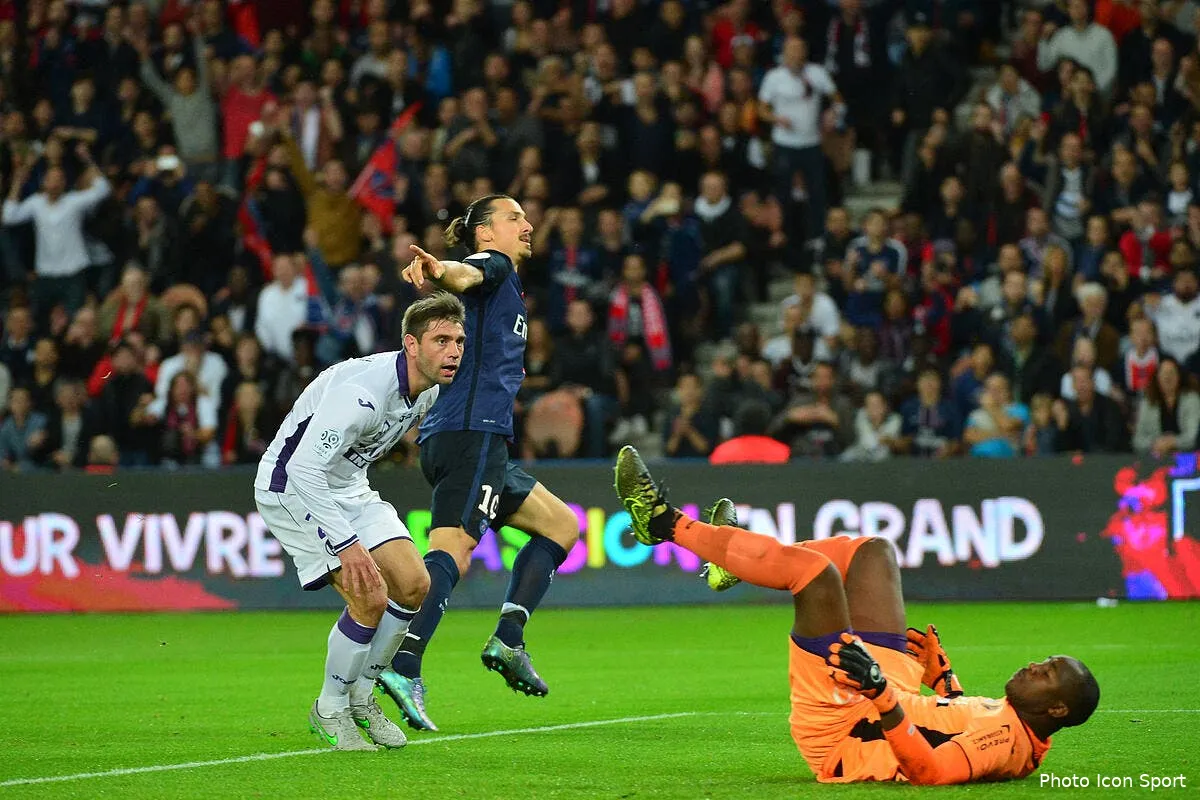 toulouse cherche des solutions mais c est complique iconsport win 071115 01 1249125007