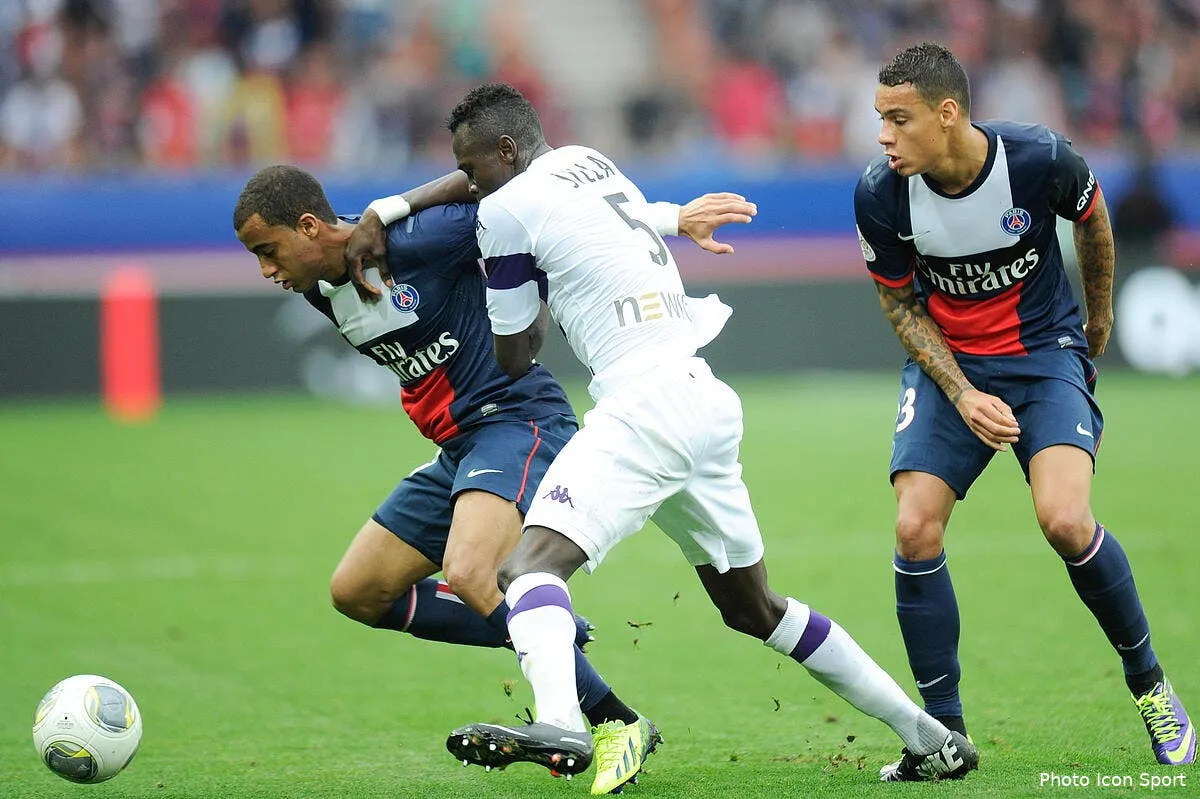 toulouse remonte contre l arbitre de psg tfc iconsport noe 280913 02 0666495
