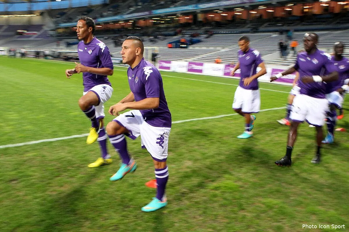 toulouse tient ses deux premieres recrues iconsport blo 061012 09 2458435