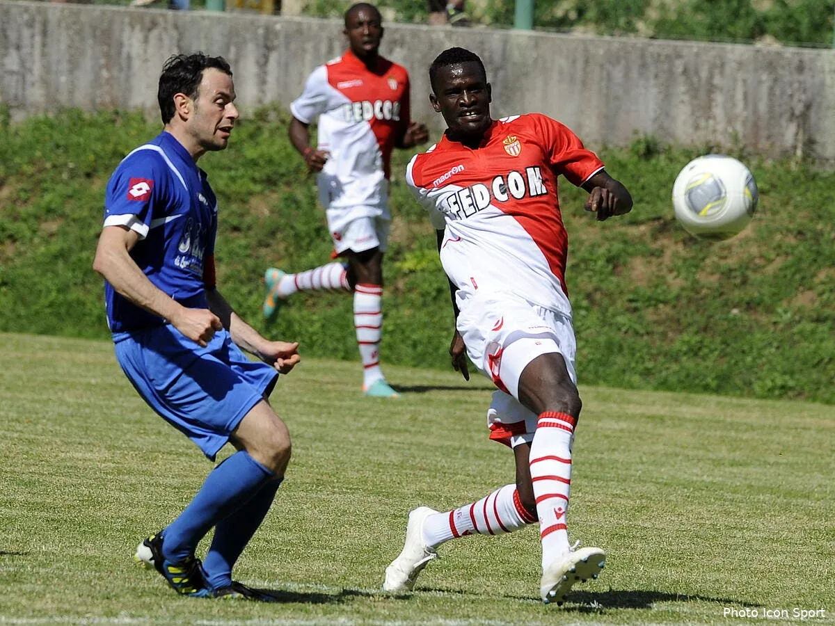 toure envoie son cv a l ol l om et l asse iconsport ipp 060713 88 0662443