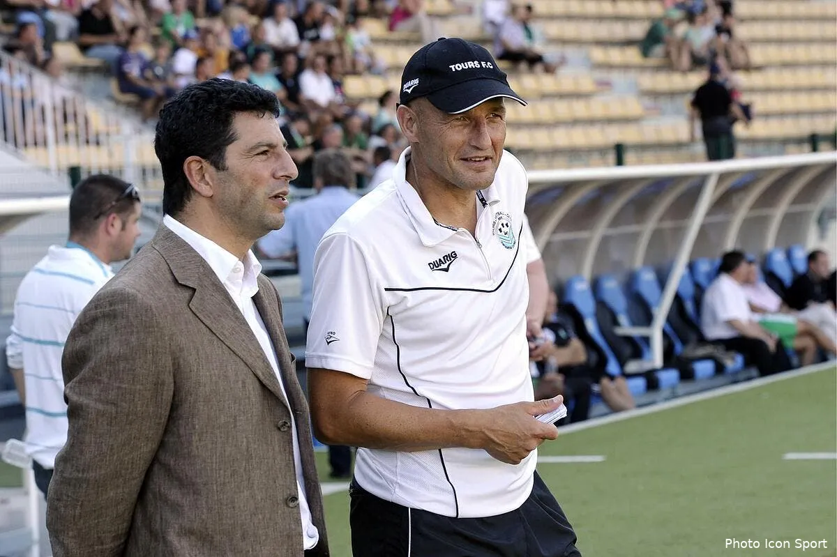 tours vire son entraineur apres quatre journee iconsport por 250712 38 2938785