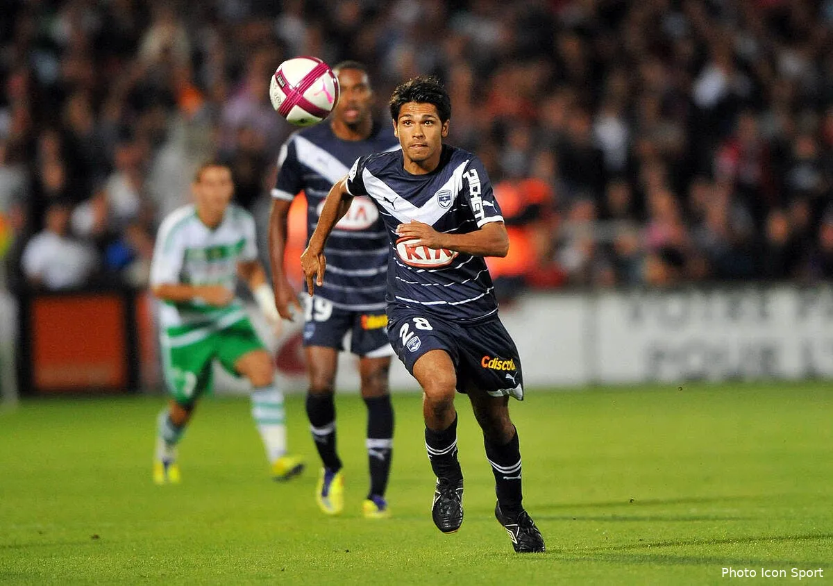 tremoulinas ne saute pas de joie a l idee de rester a bordeaux iconsport win 070811 99 0923799