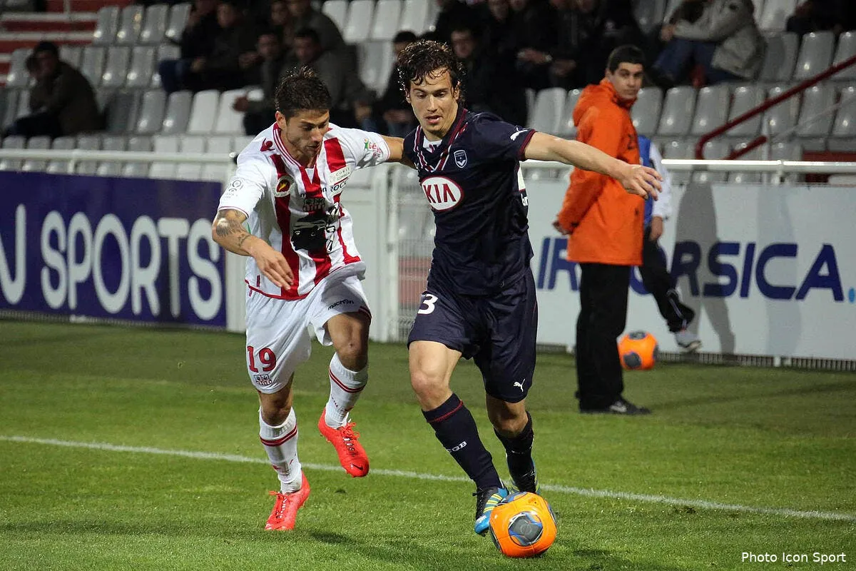 triaud devient fou mais veut un psy pour ses joueurs iconsport blz 120414 01 1680745