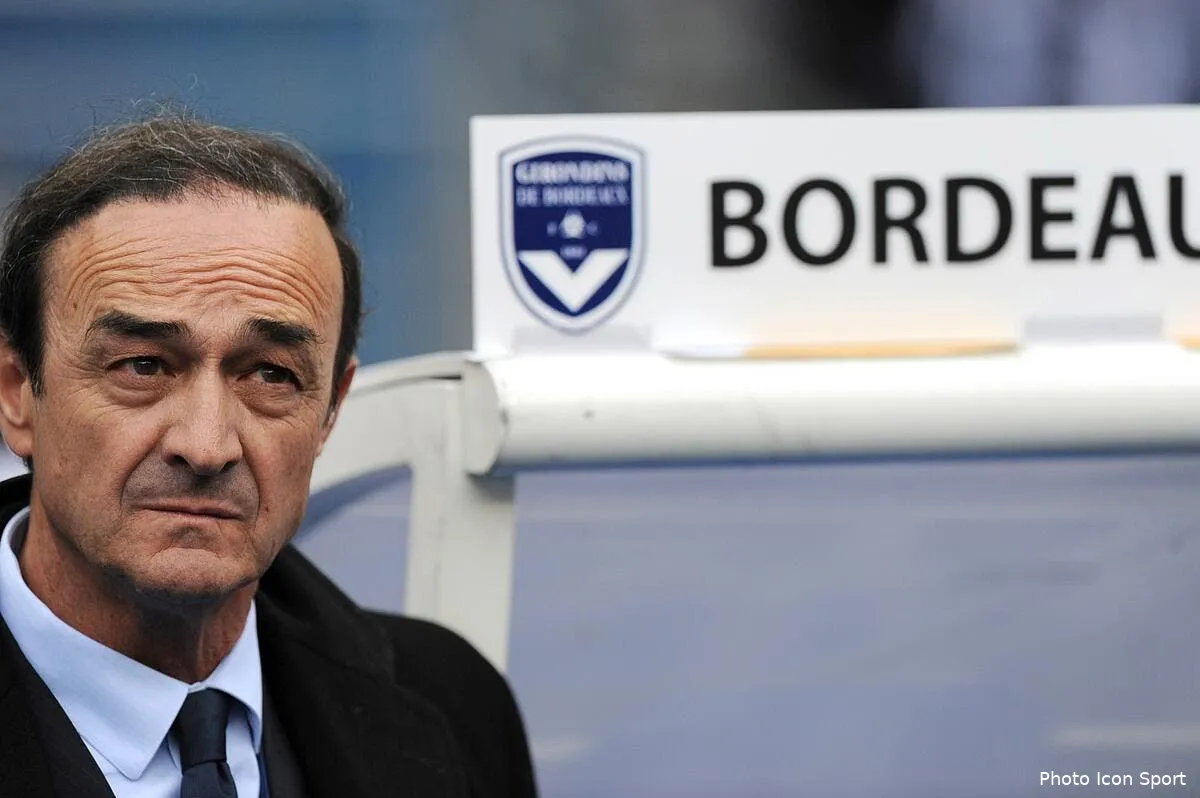 triaud se fait offre une formation internet par des supporters bordelais iconsport oap250409 33 10225736