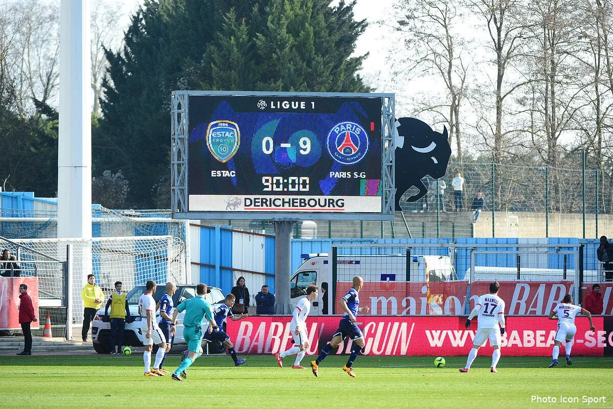 troyes 0 9 meme face au psg c est la honte iconsport win 130316 01 1511136694