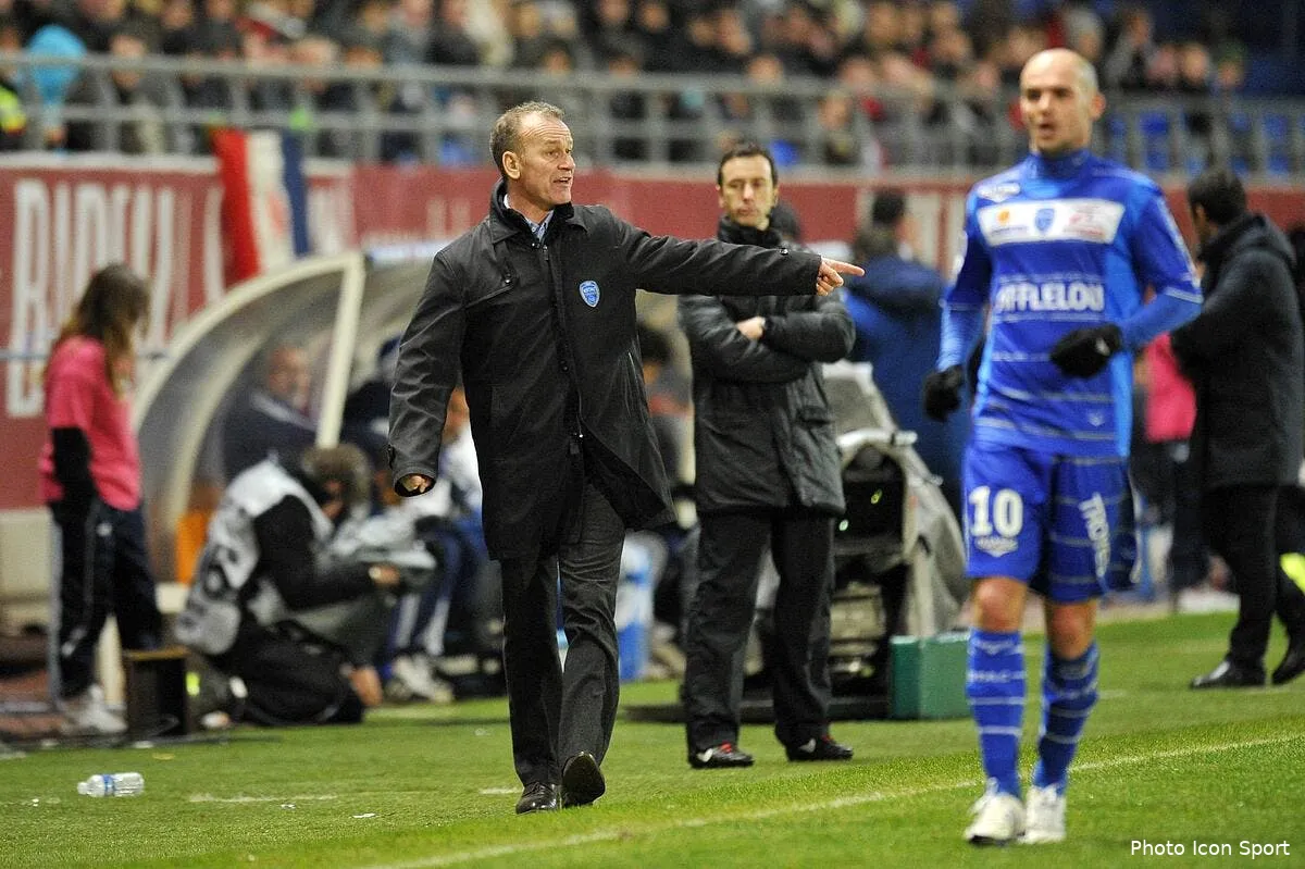 troyes a ete promene et ne va pas se plaindre iconsport noe 120113 06 3649729