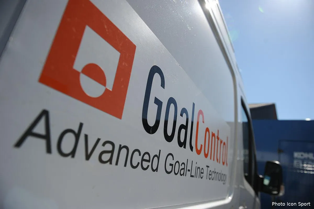 troyes amiens enorme bug avec la goal line technology iconsport fer 080417 11 01203559